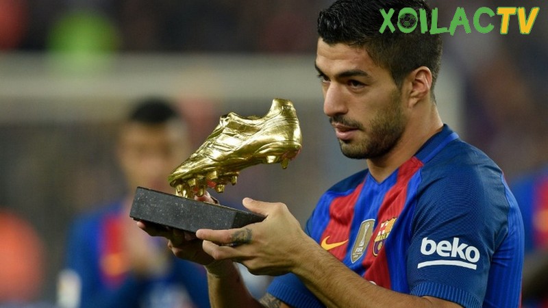 Suárez giành được nhiều danh hiệu cao quý bao gồm chiếc giày vàng châu Âu