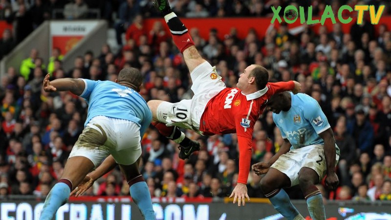 Cầu thủ Rooney là một trong những tiền đạo có khả năng ghi bàn xuất sắc nhất trong lịch sử bóng đá.
